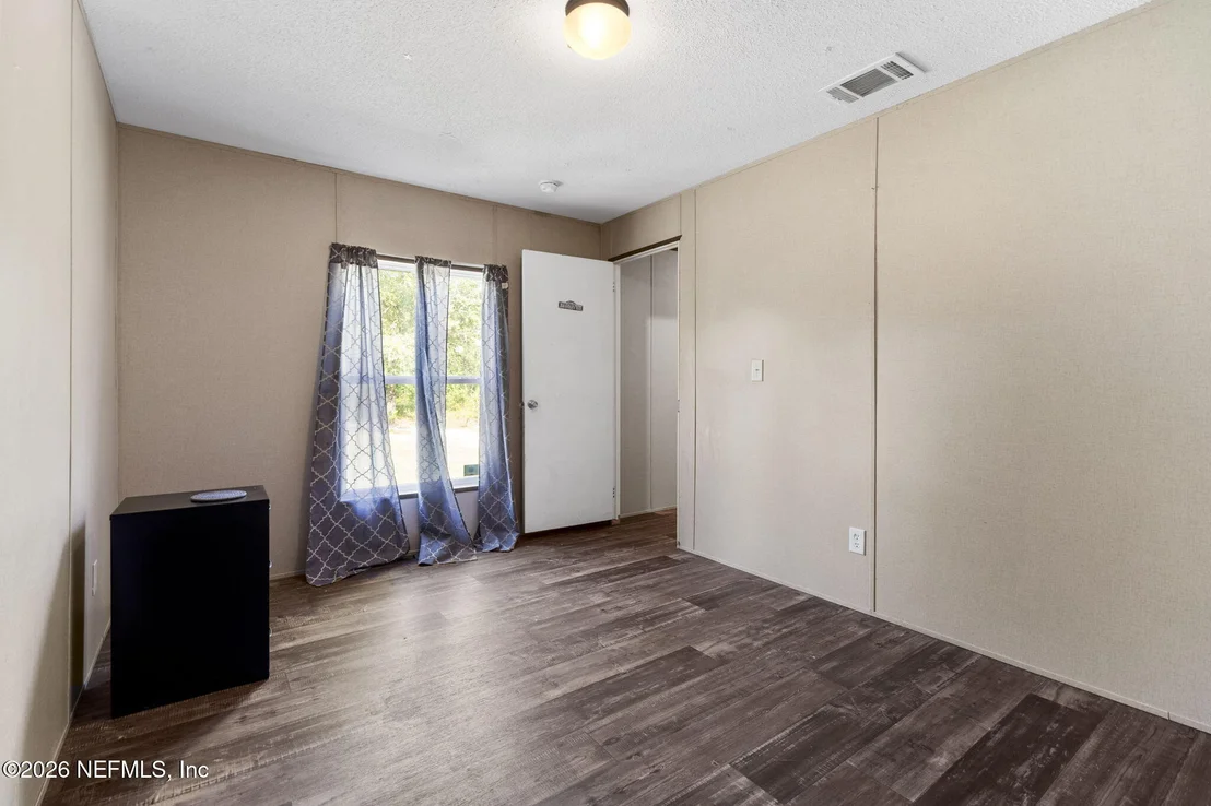Photo of 9625 LIGHT Avenue