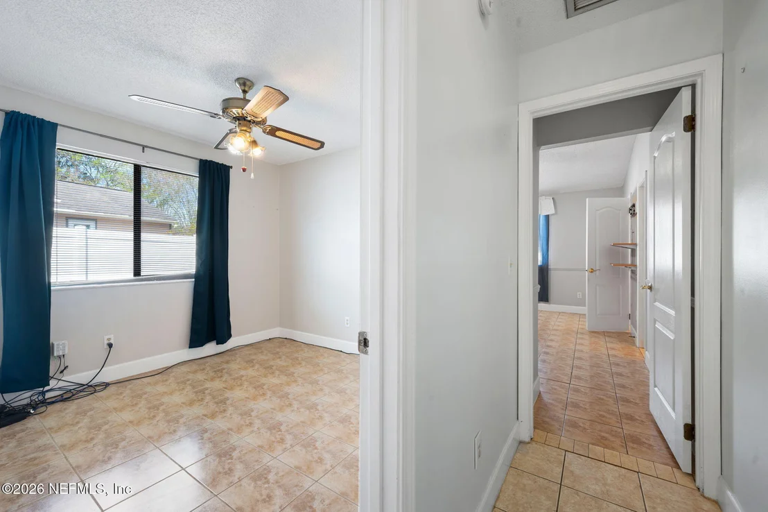 Photo of 8121 MORRISTOWN Trail