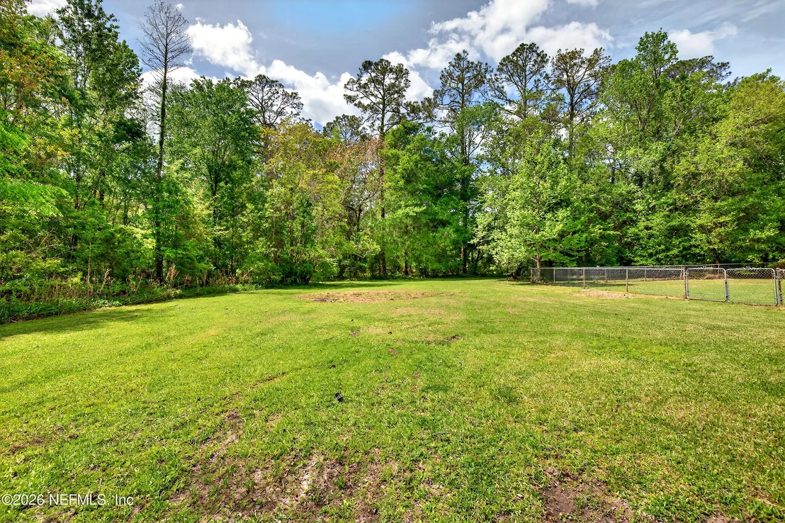 Photo of 43122 PINERIDGE Drive