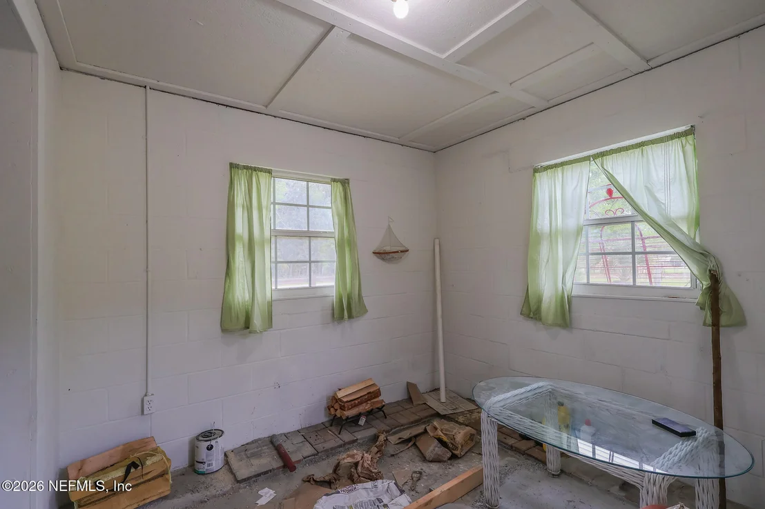 Photo of 239 LYNNE Drive