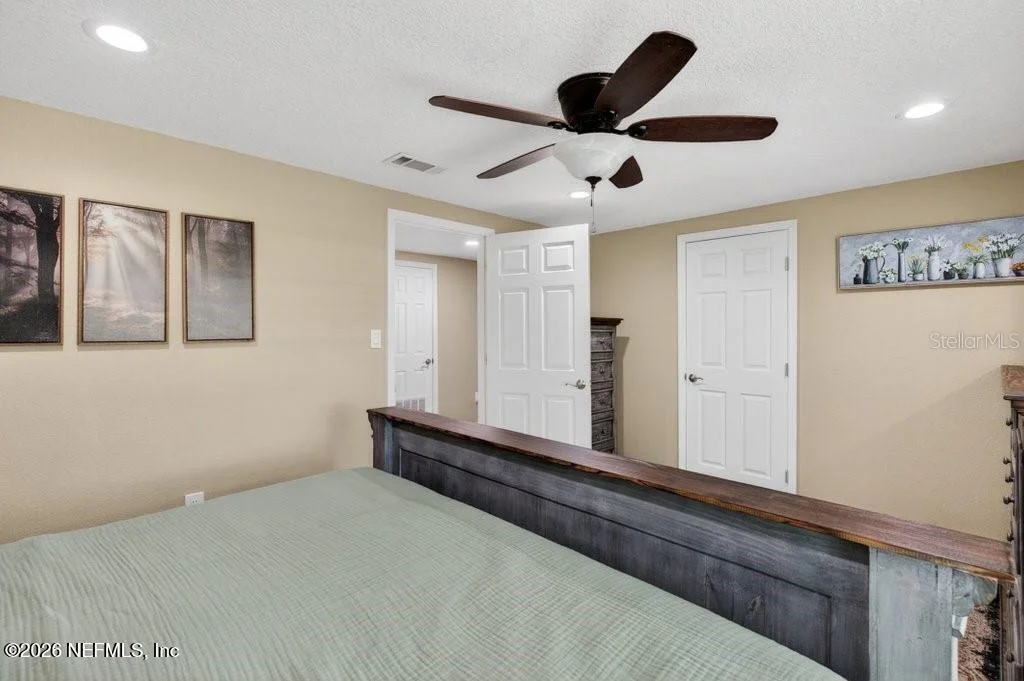 Photo of 121 DAREN Drive