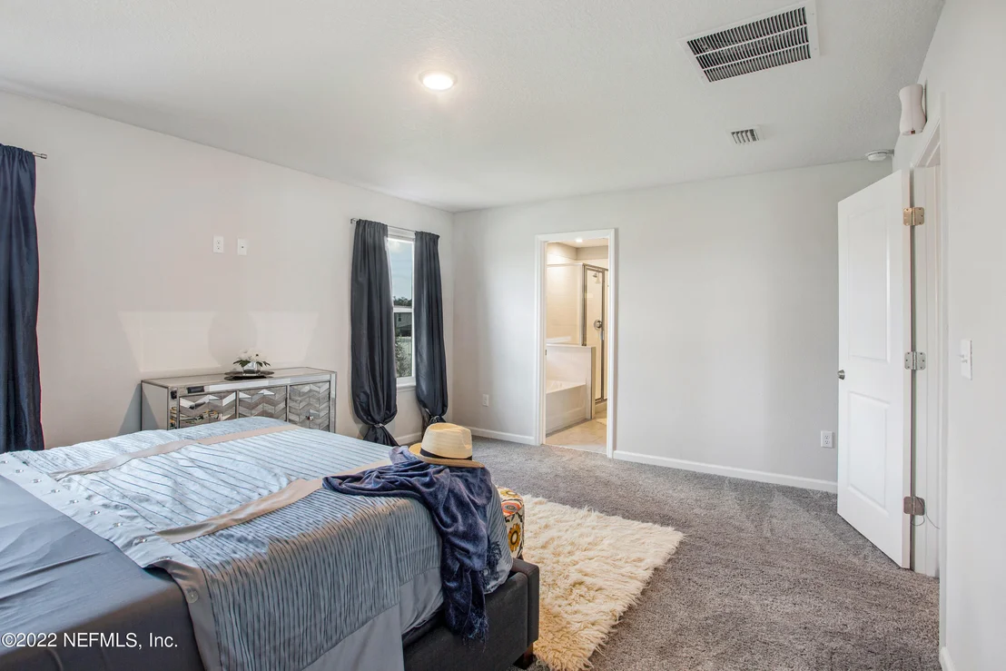 Photo of 429 NARROWLEAF Drive