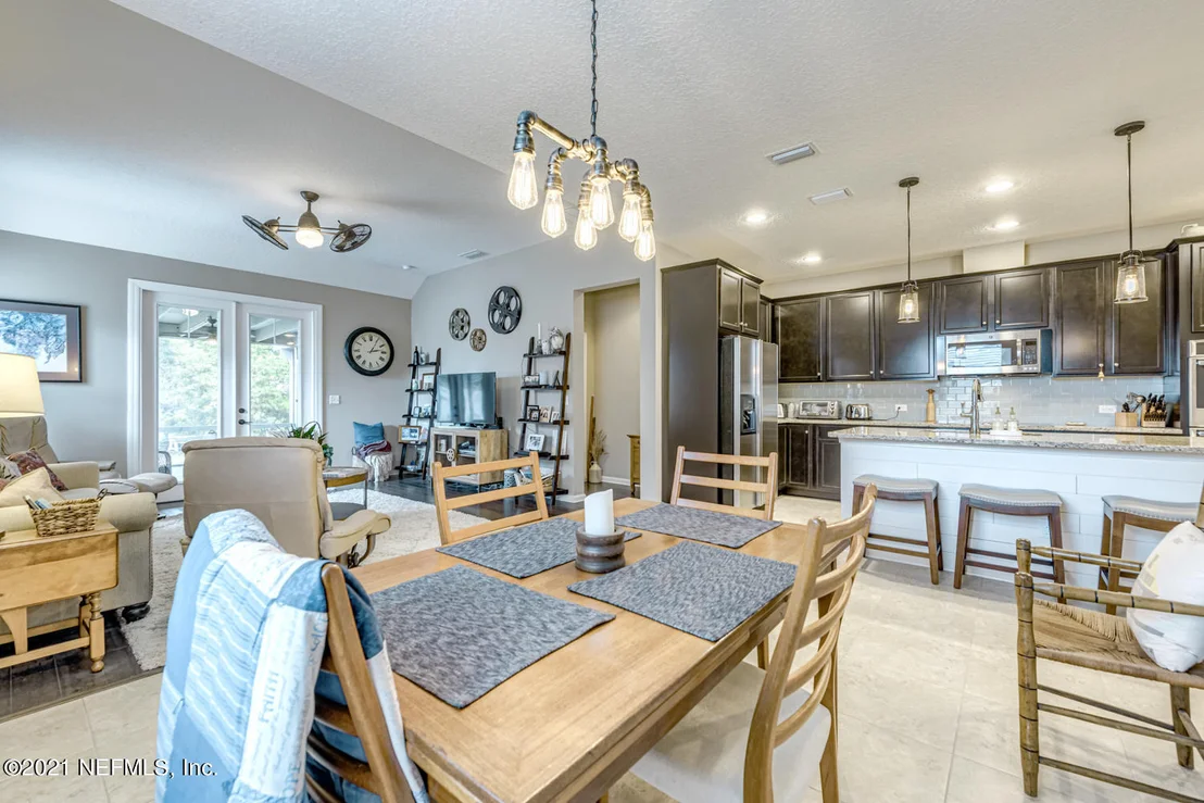 Photo of 214 PLAZA DEL RIO Drive