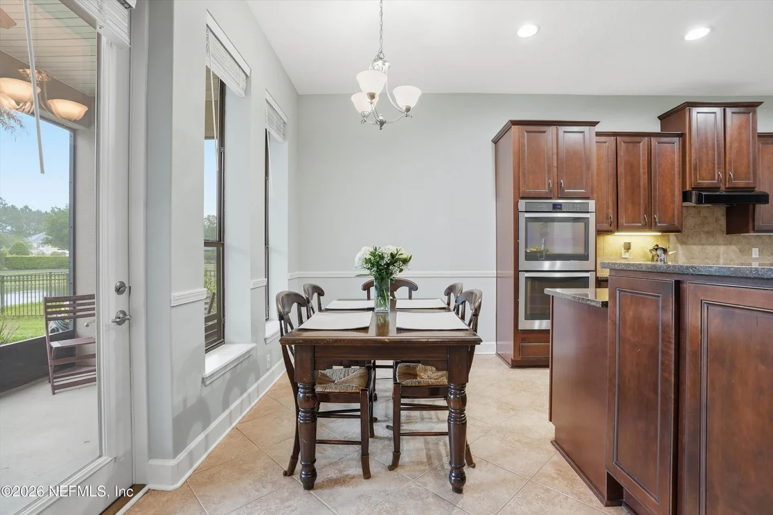 Photo of 218 N SAXXON Road