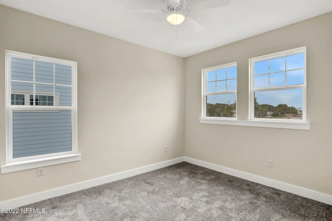 Photo of 121 5TH Street