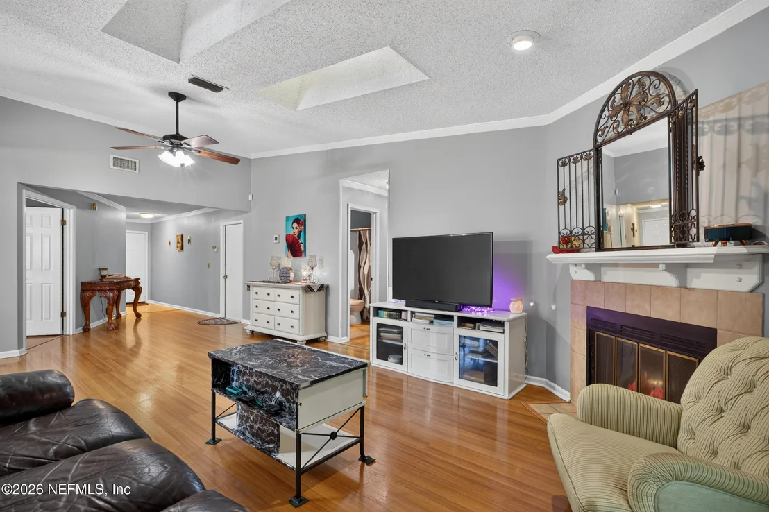 Photo of 8005 FLEUR DE LIS Drive
