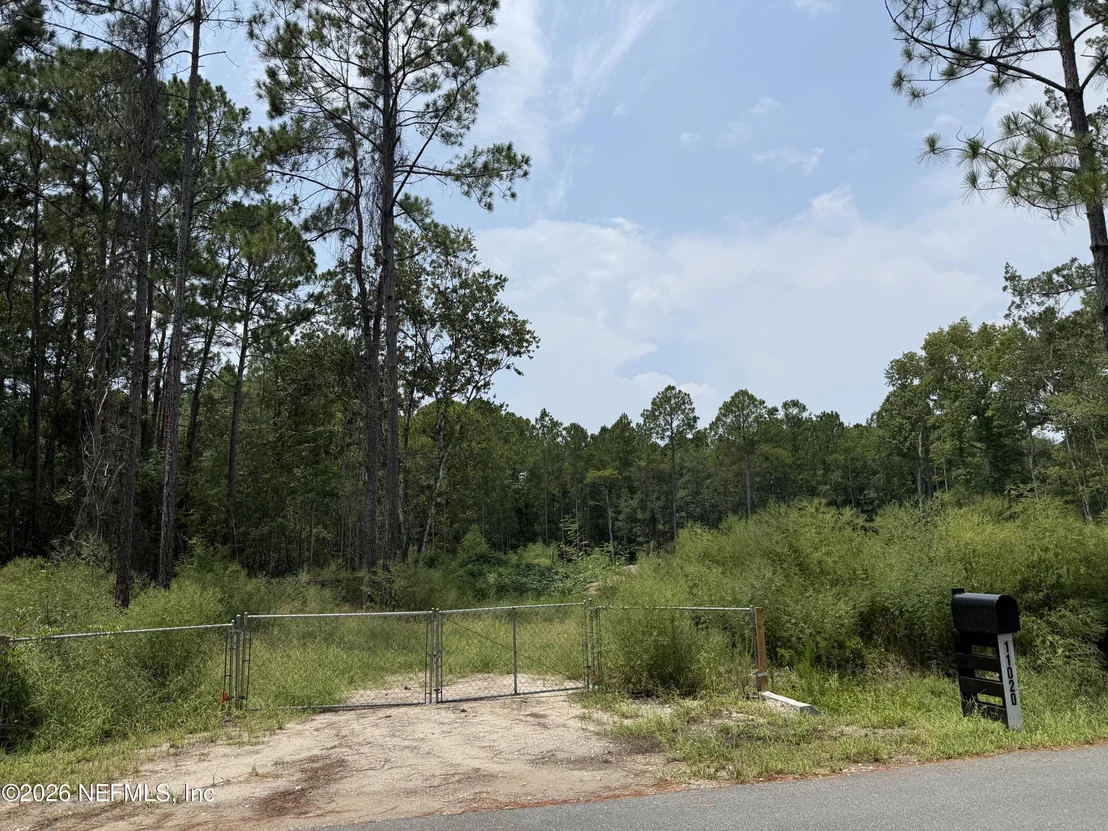 Photo of 11020 Skylark Drive