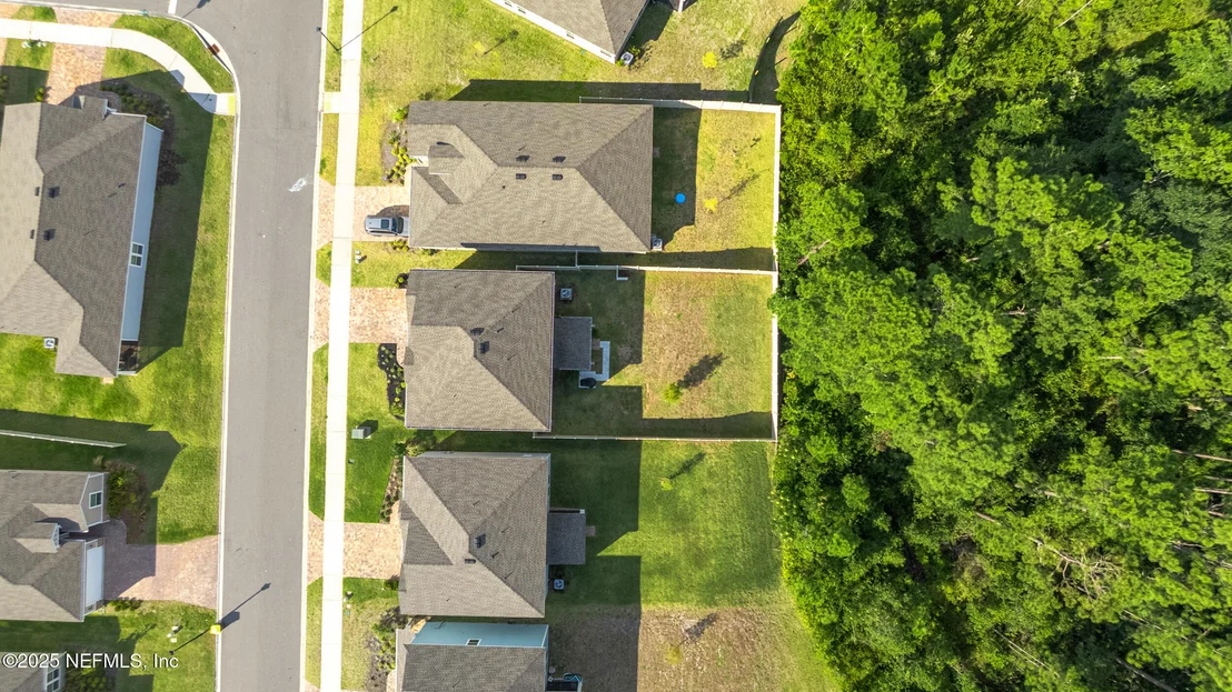 Photo of 9852 LOVAGE Lane
