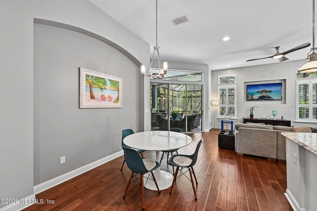 Photo of 136 DUNDEE Place