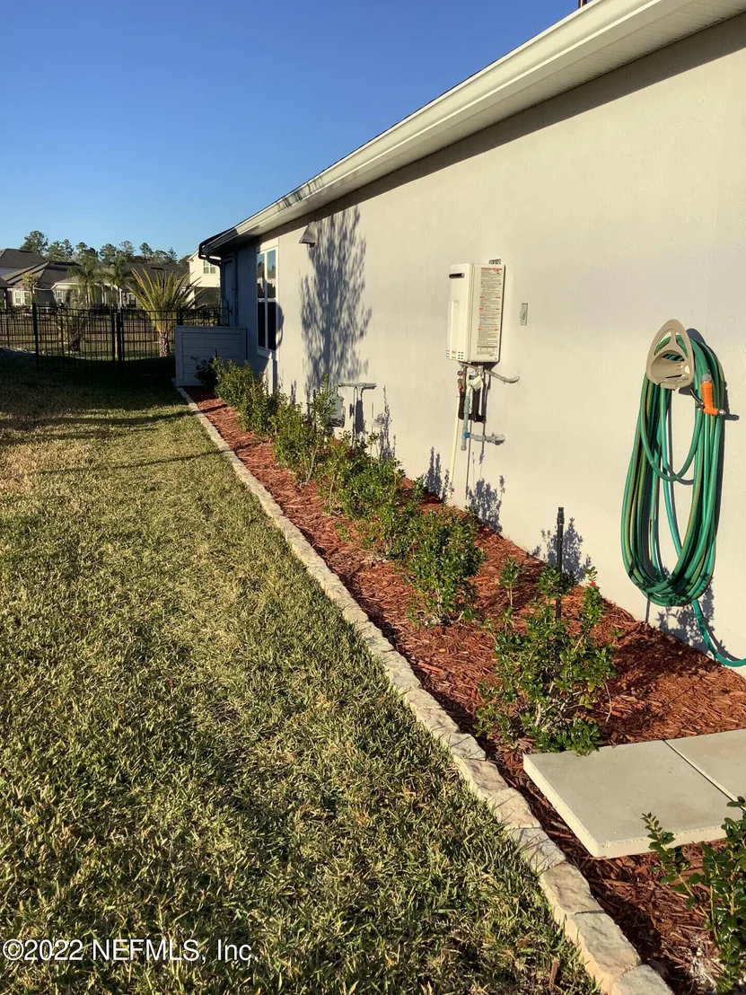 Photo of 48 SUNBERRY Way