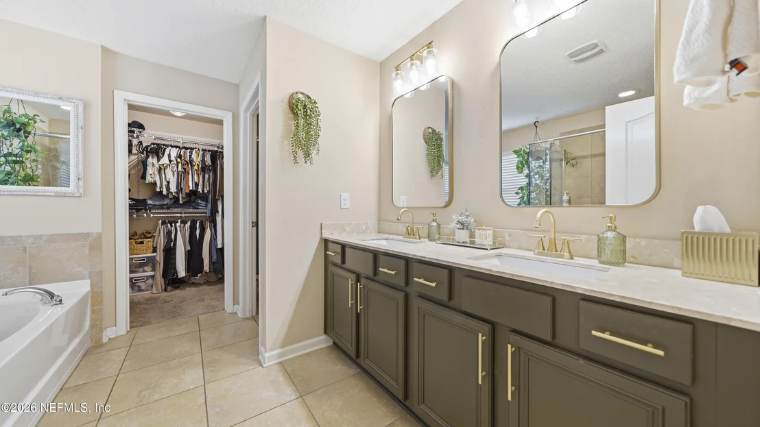 Photo of 1345 NOCHAWAY Drive