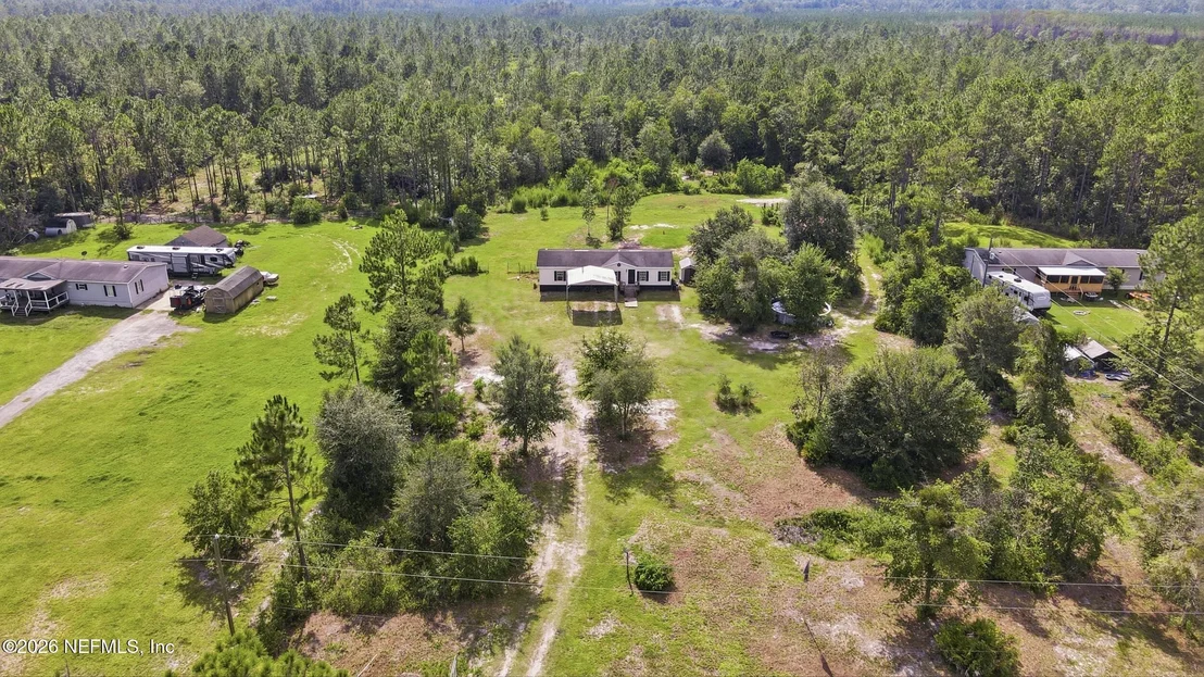 Photo of 85 CURRANT Avenue