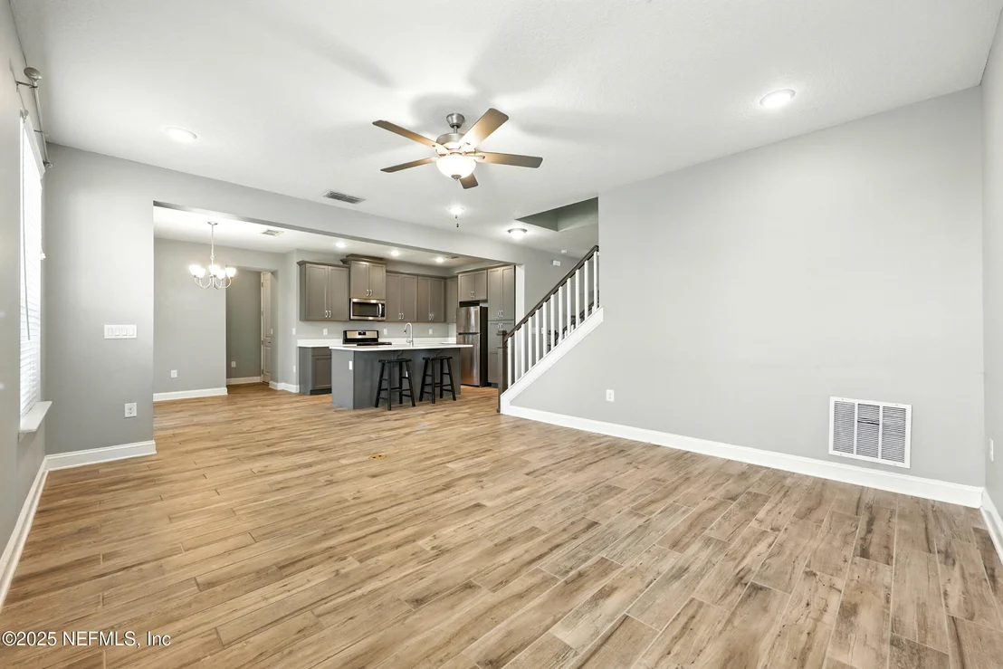 Photo of 474 CONVEX Lane