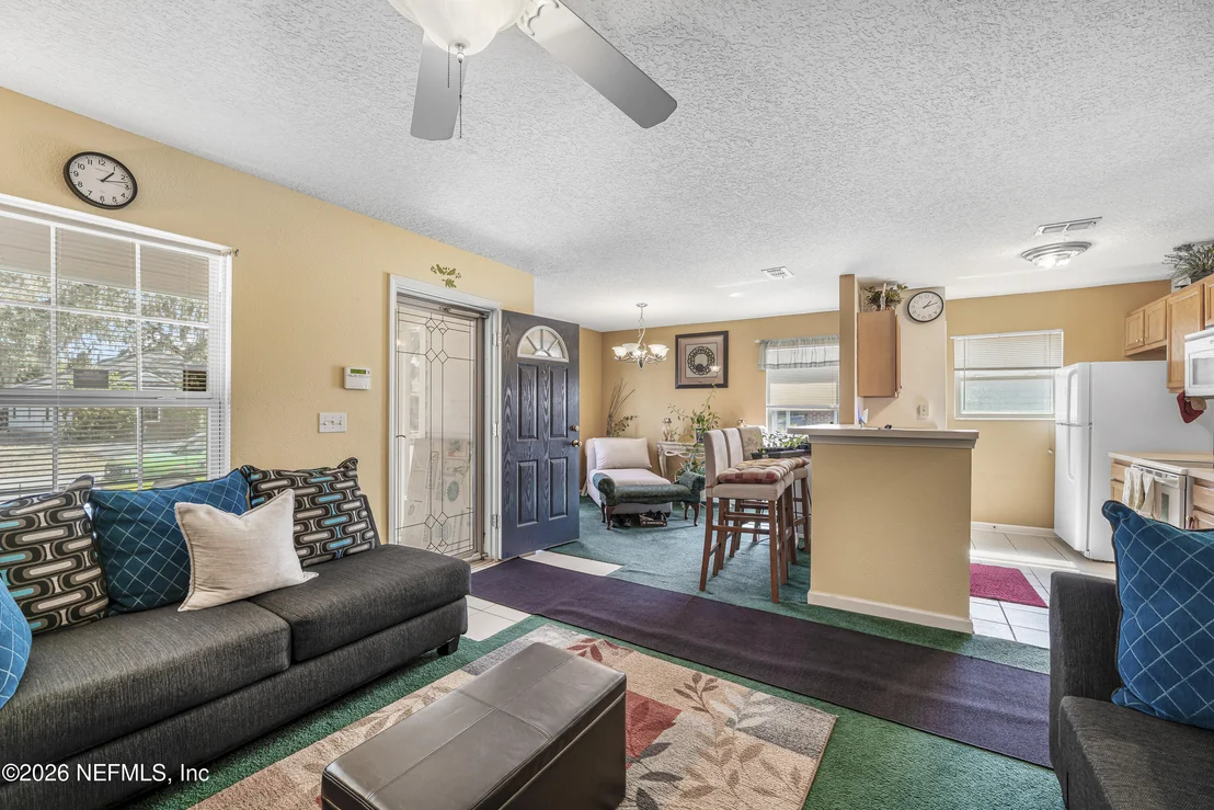 Photo of 705 OAK ARBOR Circle