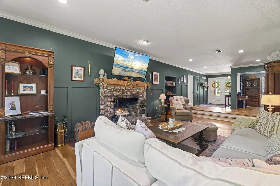 Photo of 8148 BLUE JAY Lane