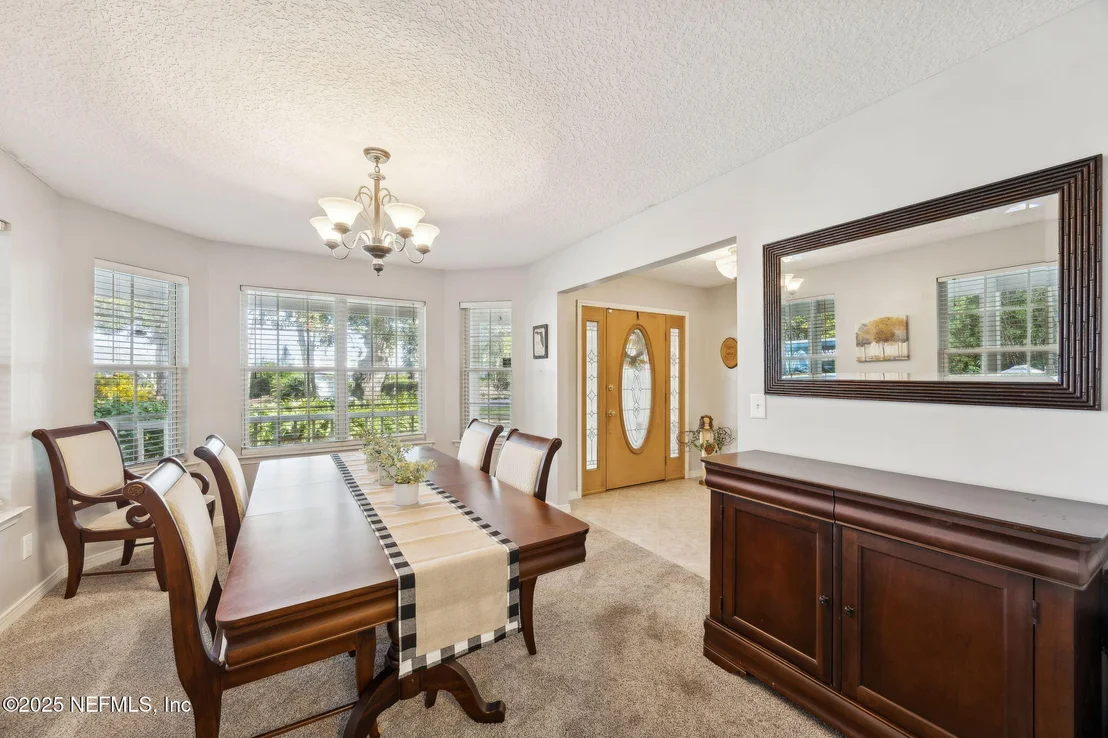 Photo of 97535 PIRATES POINT Road