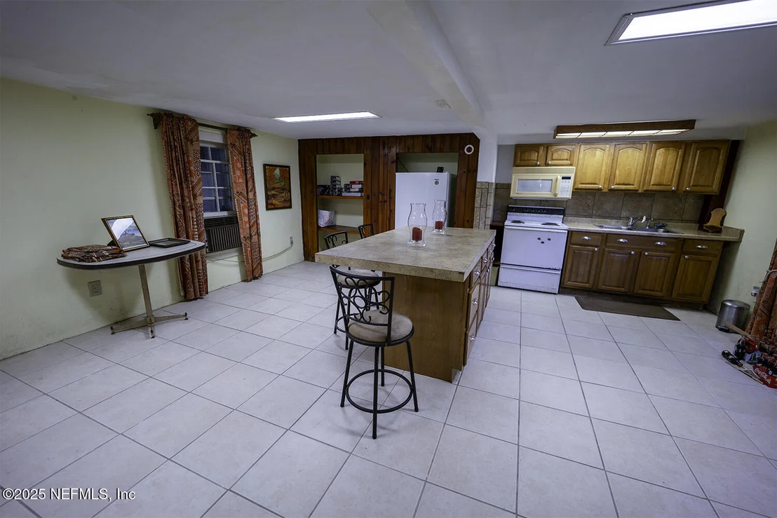 Photo of 5527 HYDE PARK Circle