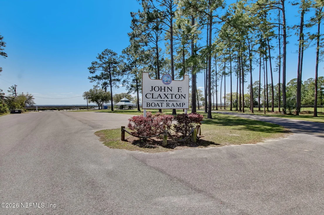 Photo of 1293 CLAXTON Road
