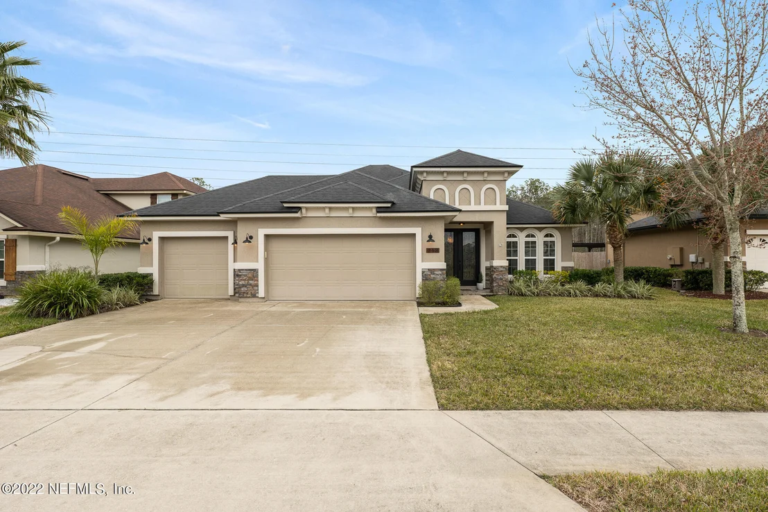 Photo of 212 ELLSWORTH Circle