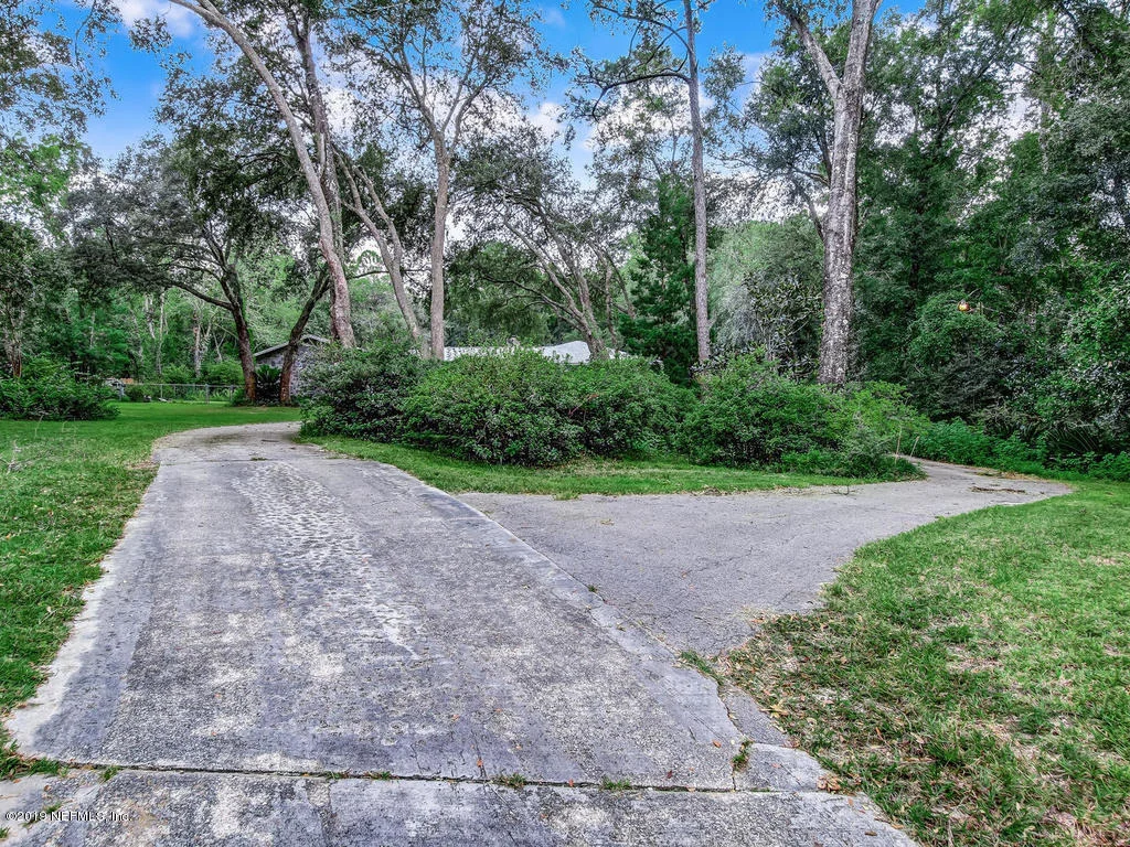 Photo of 2516 BEGONIA Drive