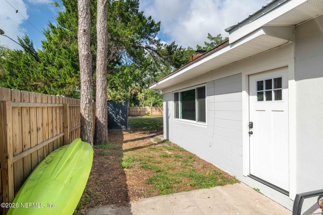 Photo of 406 ARREDONDO Avenue