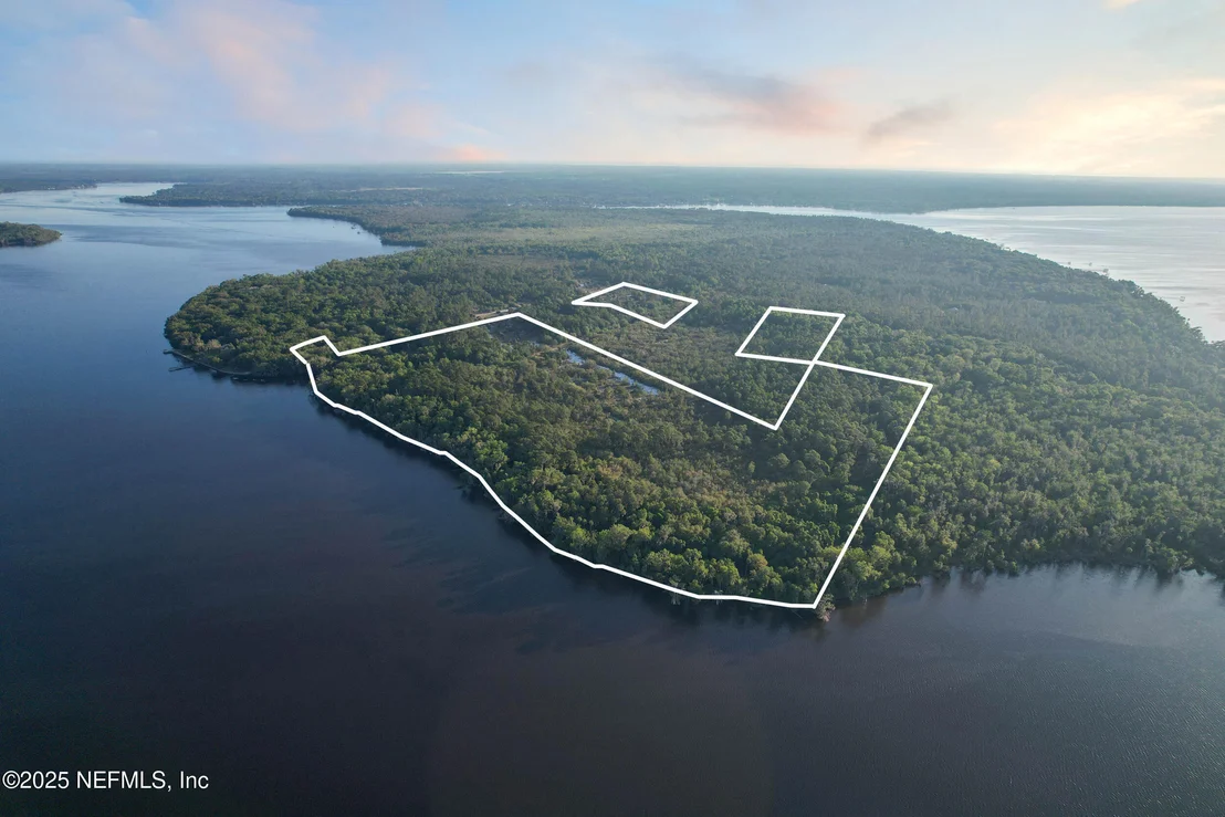 Photo of 356 DRAYTON ISLAND Road