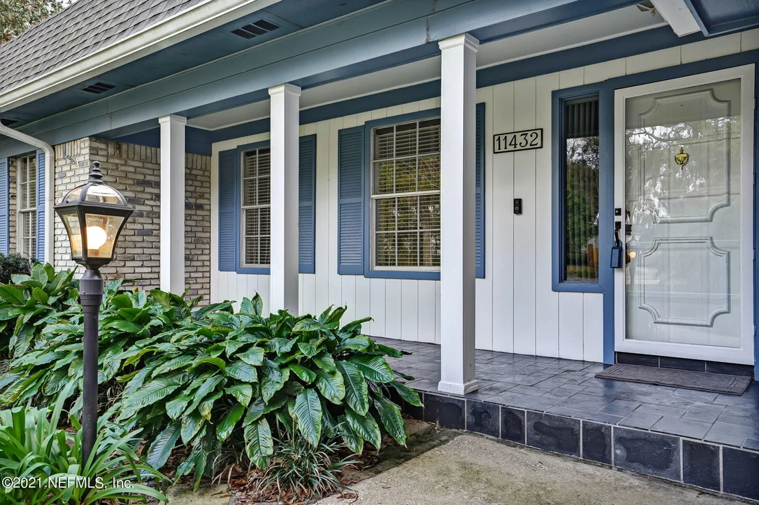 Photo of 11432 RIVER KNOLL Drive