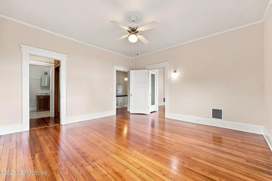 Photo of 520 RIVER Street