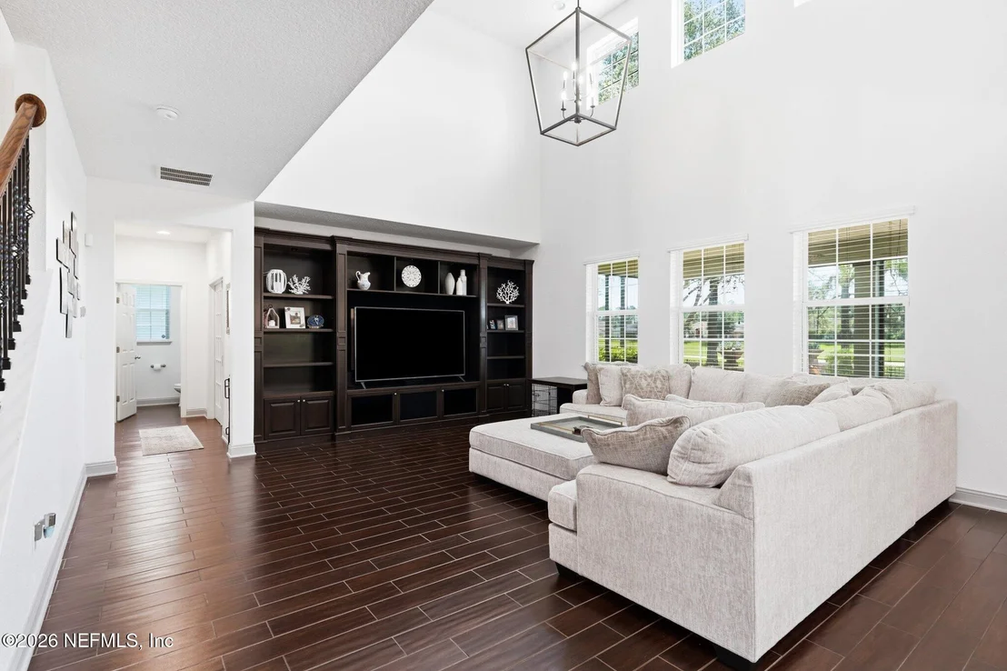 Photo of 4599 GOLF BROOK Road