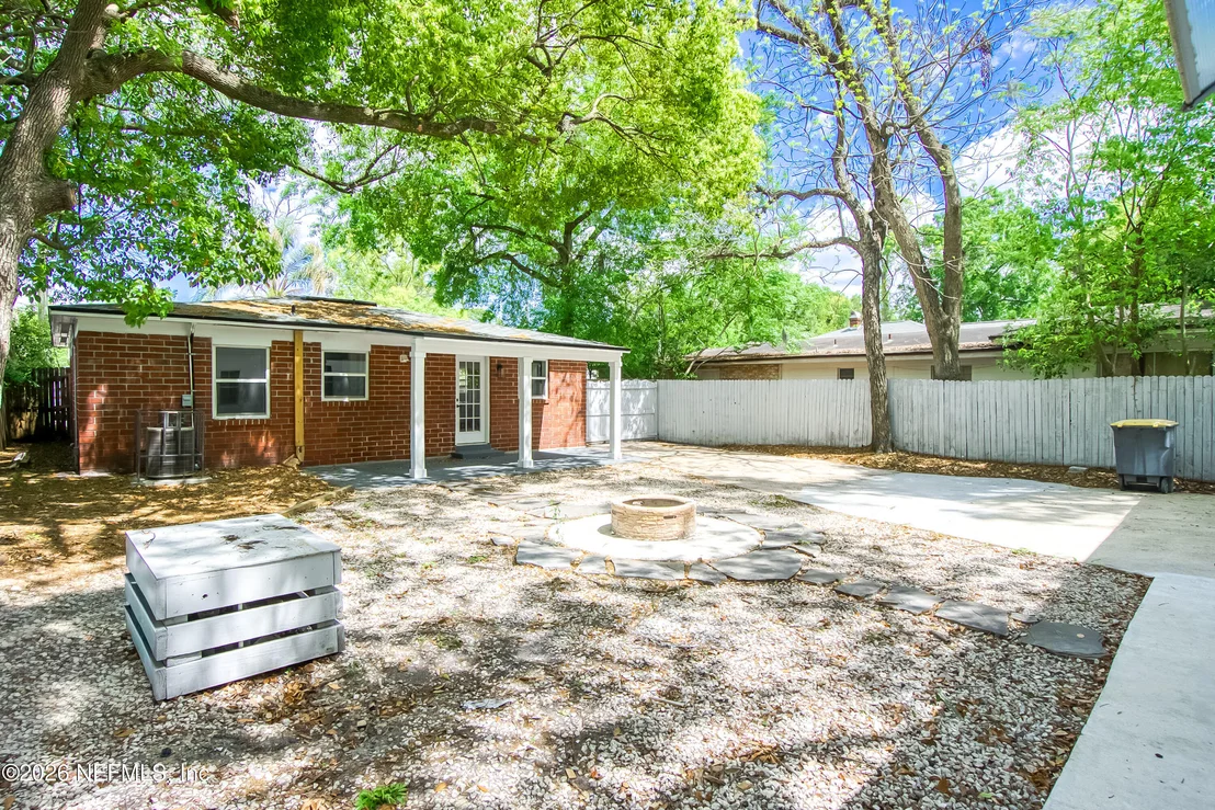 Photo of 3544 COLLEGE Place