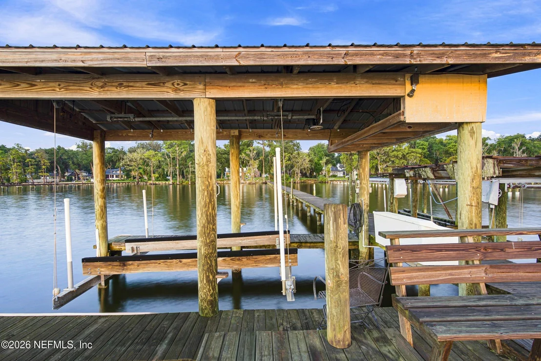 Photo of 120 RUSTIC OAKS Lane