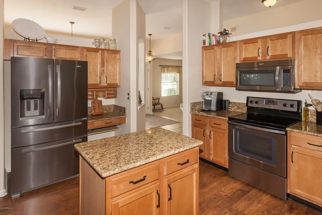 Photo of 1546 BAY HARBOR Drive