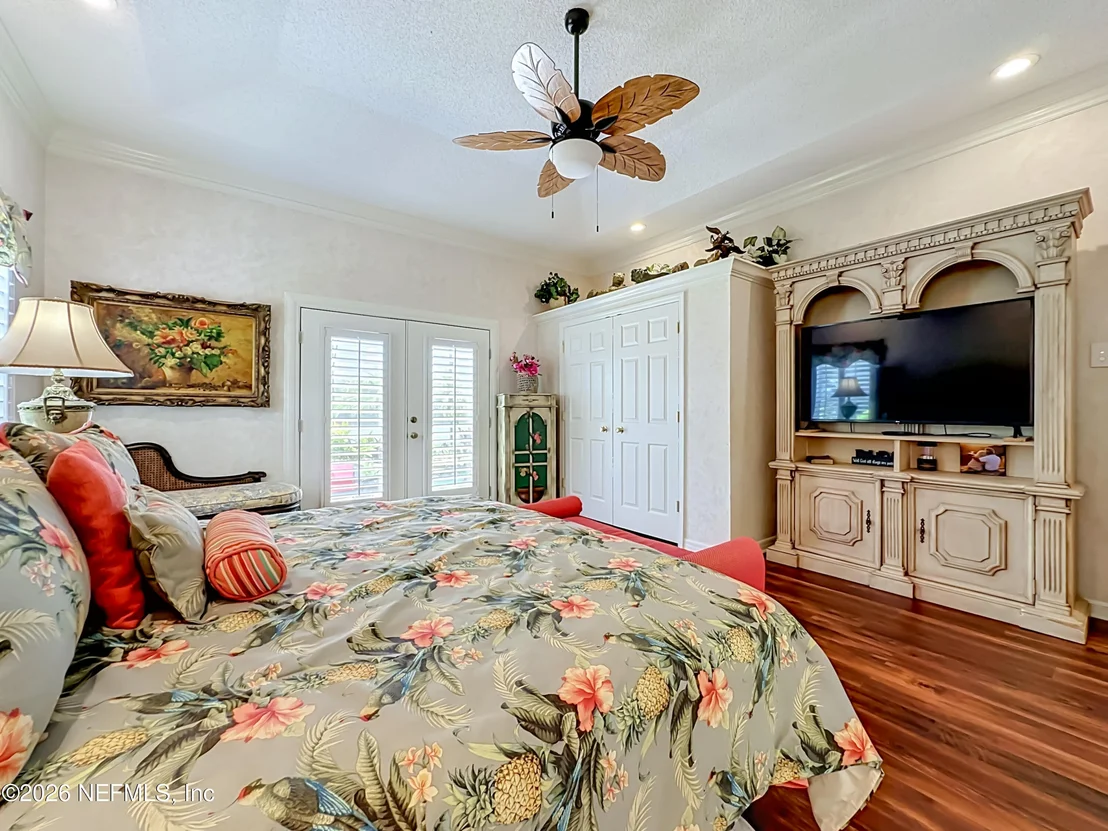 Photo of 129 RIVER Road