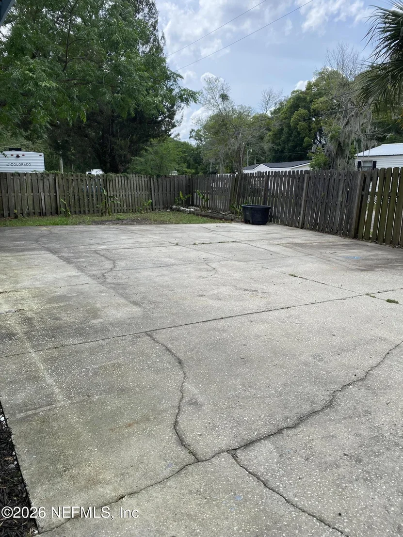 Photo of 12312 PULASKI Road