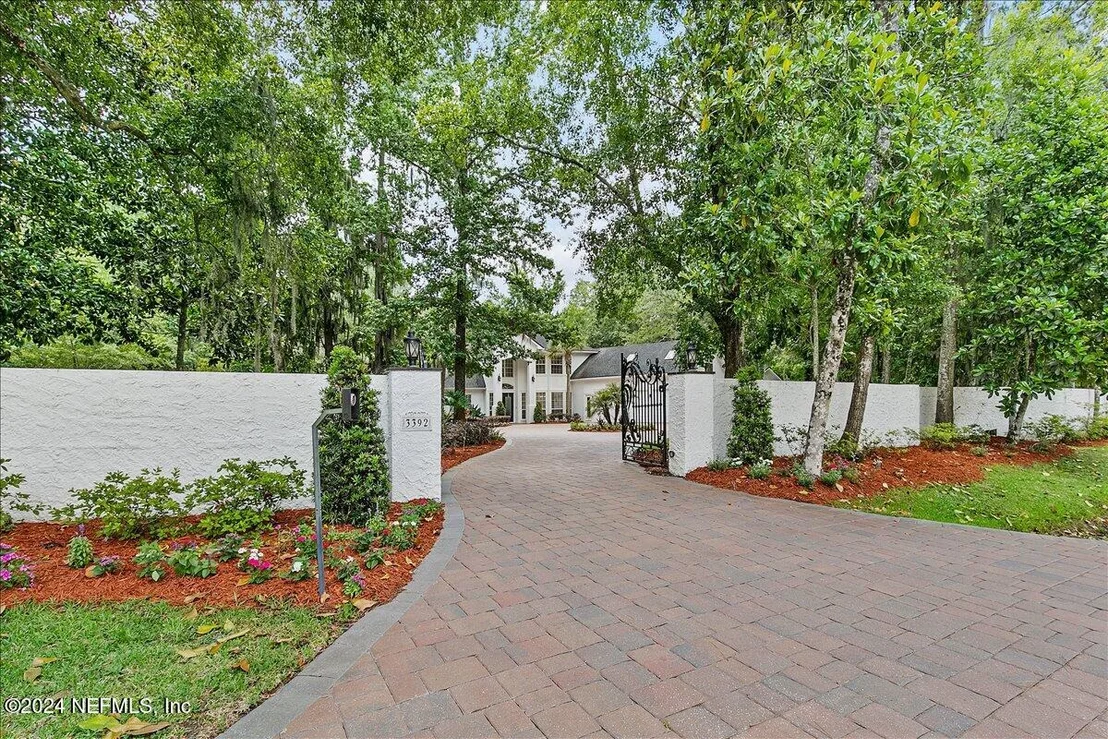 Photo of 3392 MARBON Road