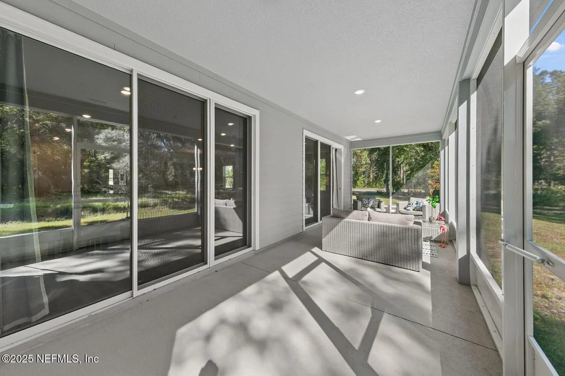 Photo of 56310 CREEKSIDE Way
