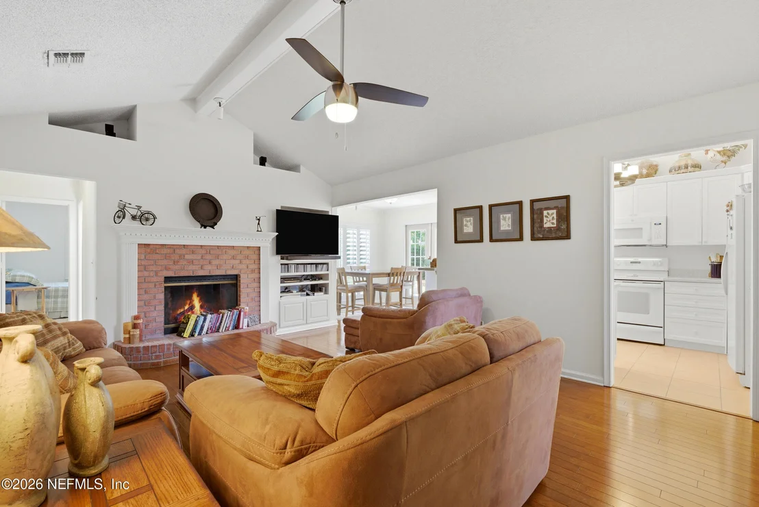 Photo of 747 MARSHVIEW Drive