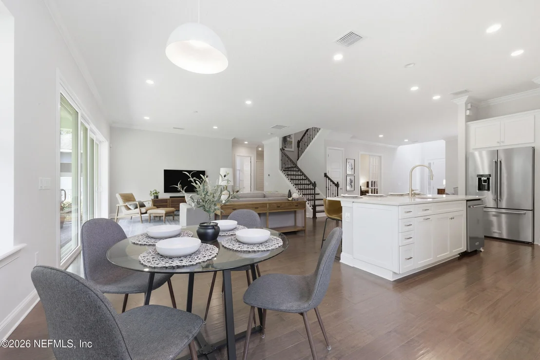 Photo of 275 FRESHWATER Drive