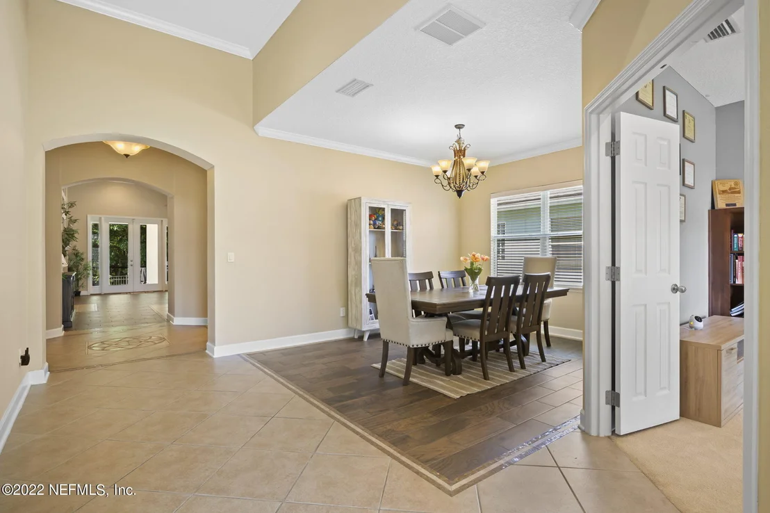 Photo of 65045 RIVER GLEN Parkway
