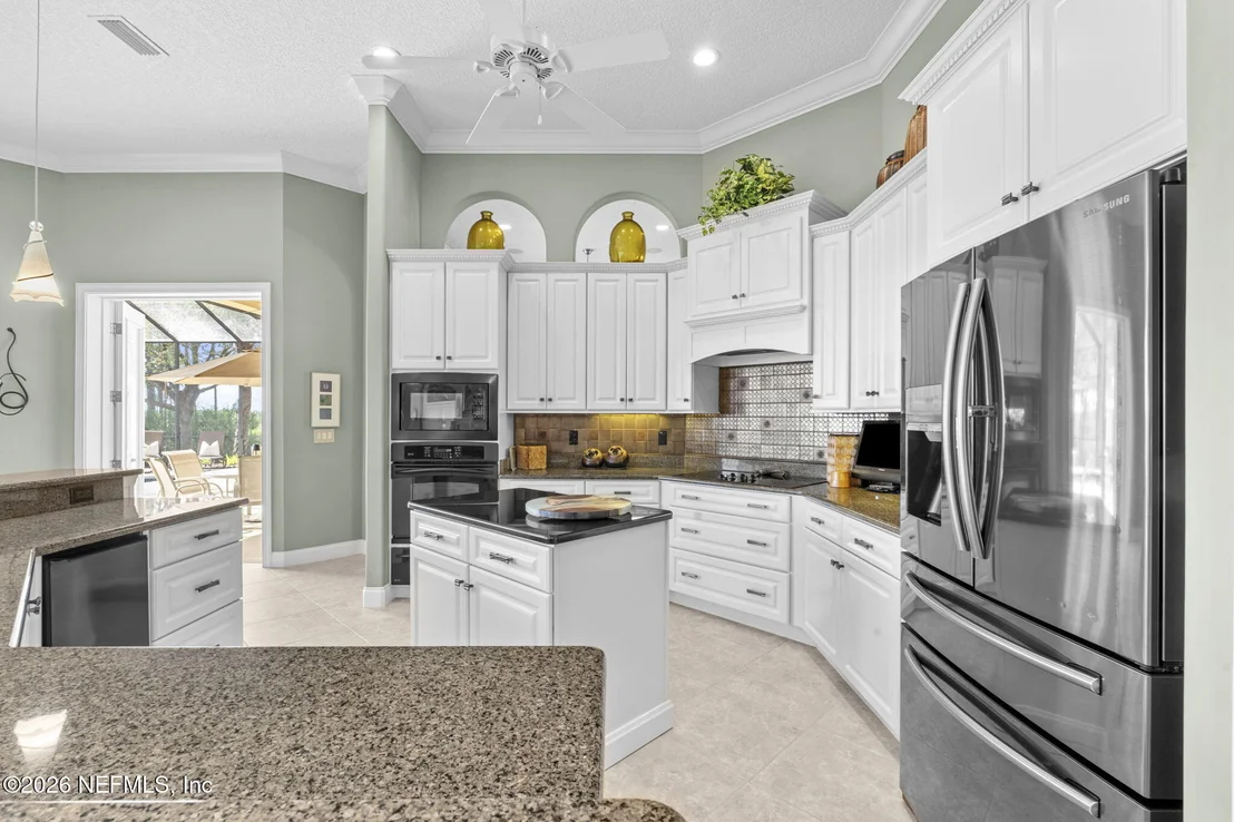 Photo of 170 HERONS NEST Lane