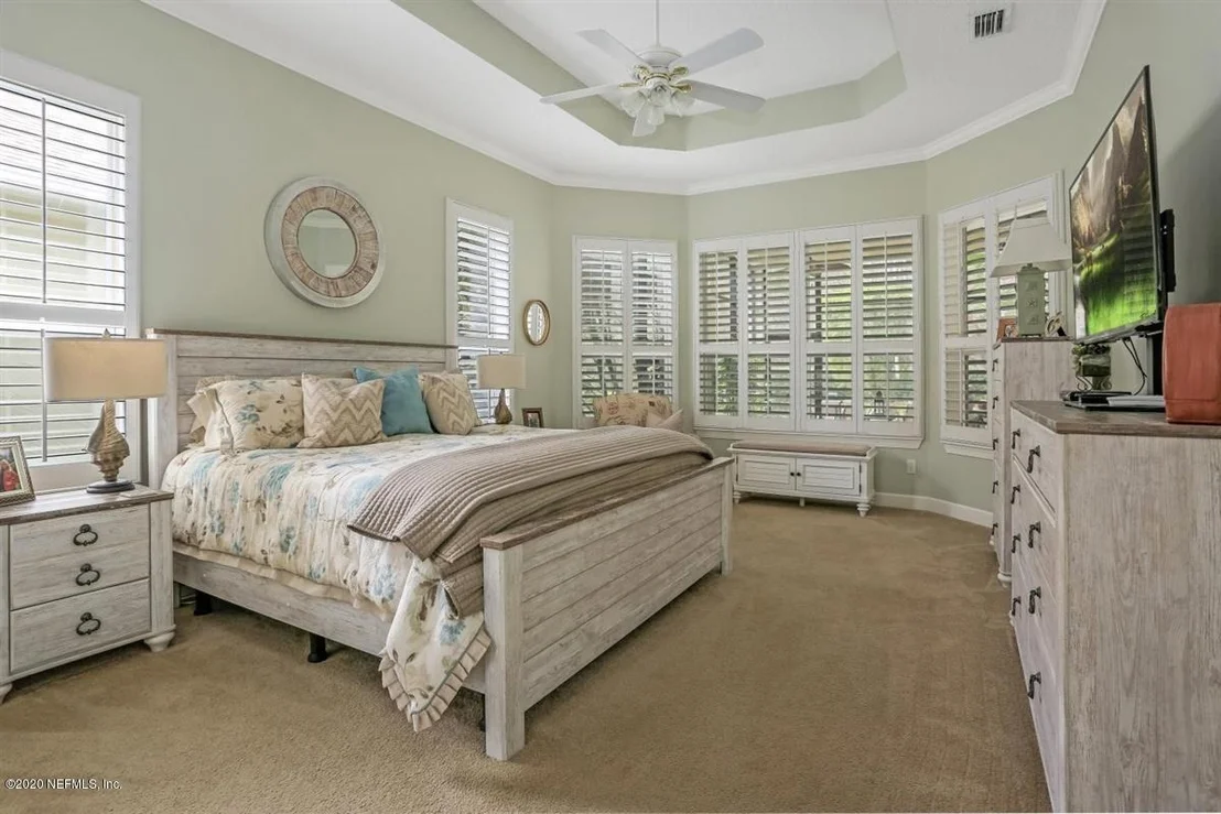 Photo of 1037 INVERNESS Drive