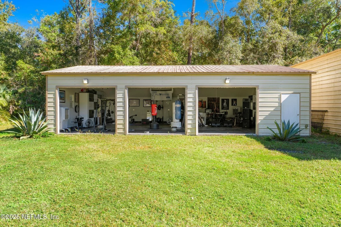 Photo of 3010 STARRATT Road