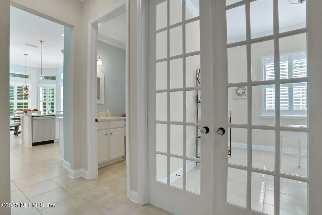 Photo of 1624 SUGAR LOAF Lane