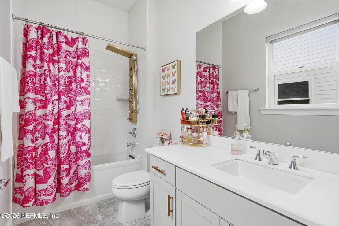 Photo of 448 PINE HAVEN Drive