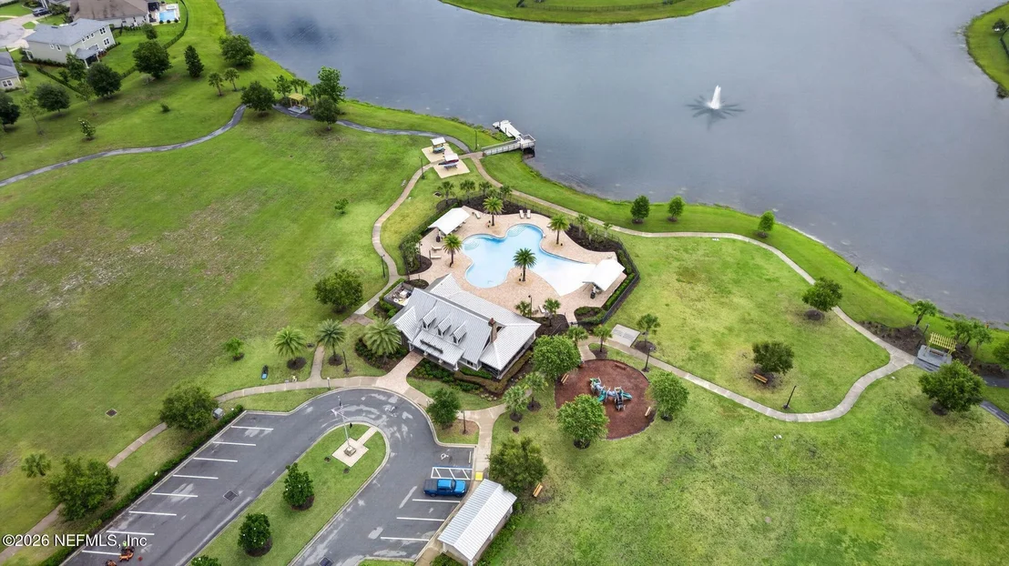 Photo of 604 WILLOW LAKE Drive