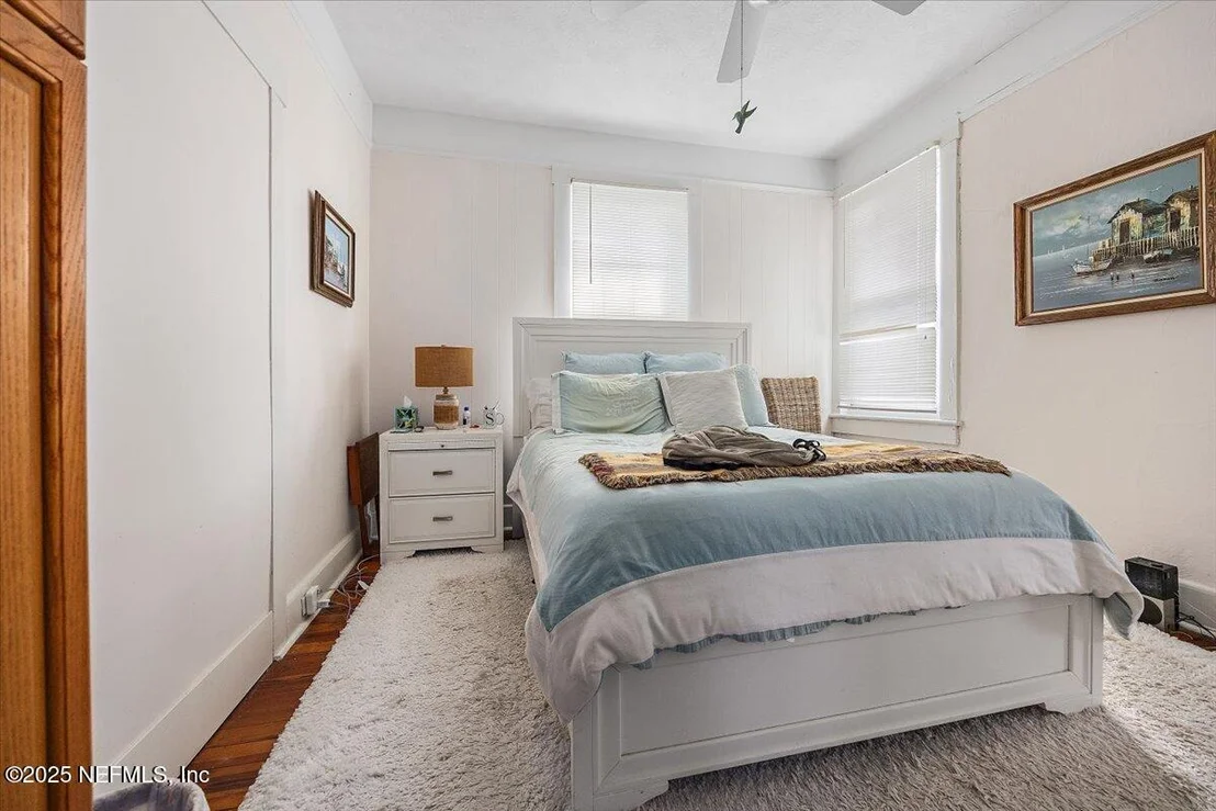 Photo of 517 BEACH Avenue