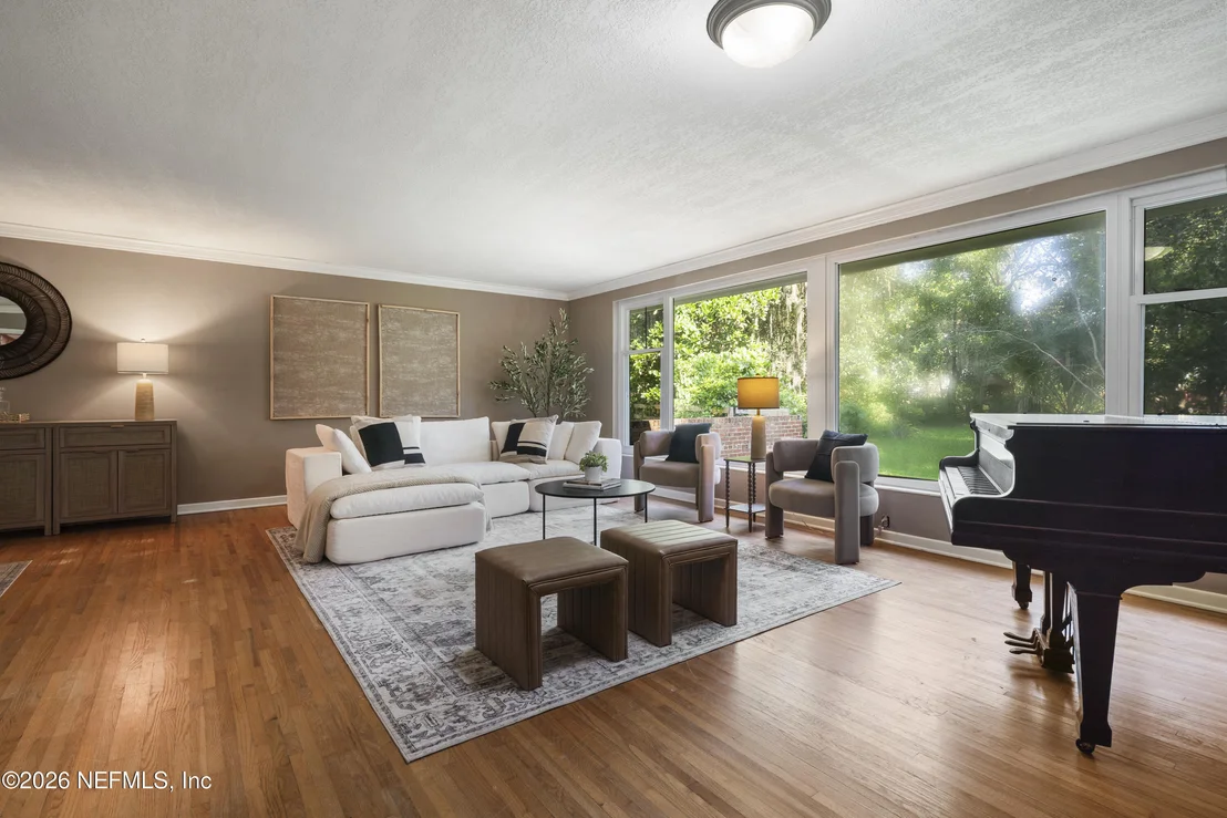 Photo of 1753 JORK Road