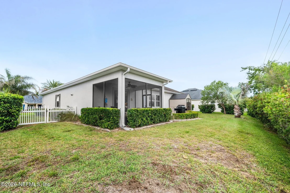 Photo of 216 DEERFIELD GLEN Drive
