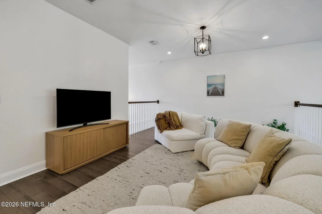 Photo of 10164 SILVERBROOK Trail