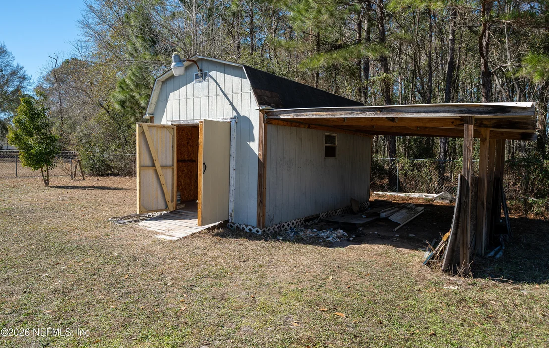 Photo of 55592 DEER RUN Road SE